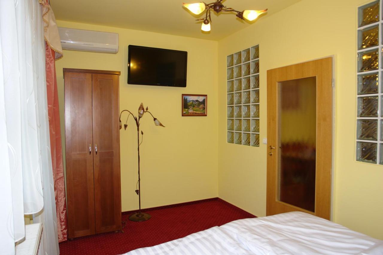 HoldLux Apartmanok Sárvár Dış mekan fotoğraf