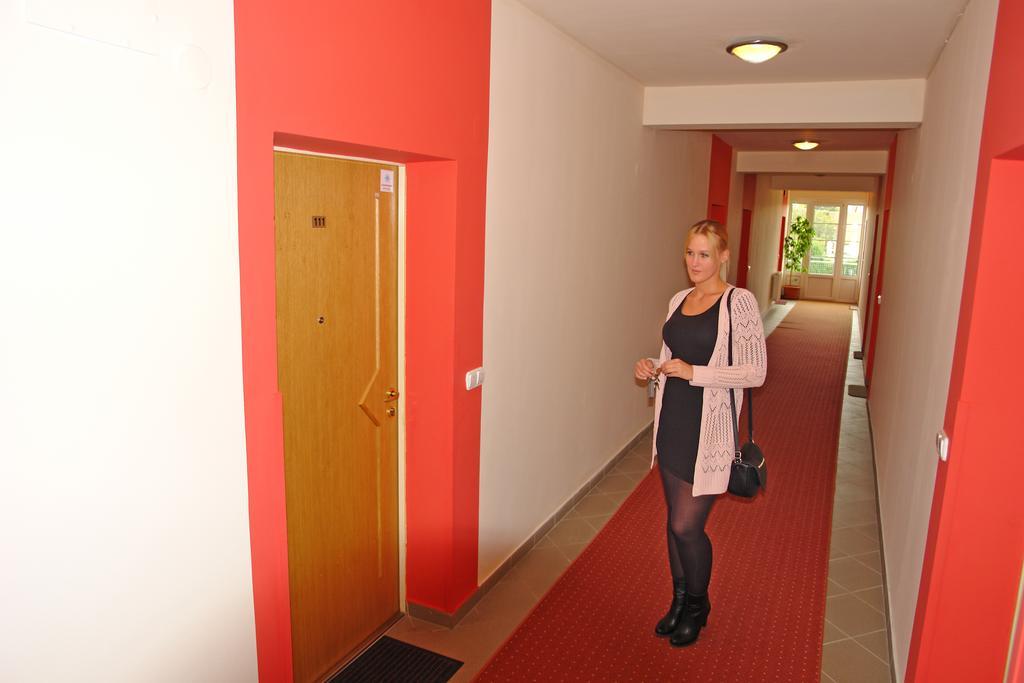 HoldLux Apartmanok Sárvár Dış mekan fotoğraf
