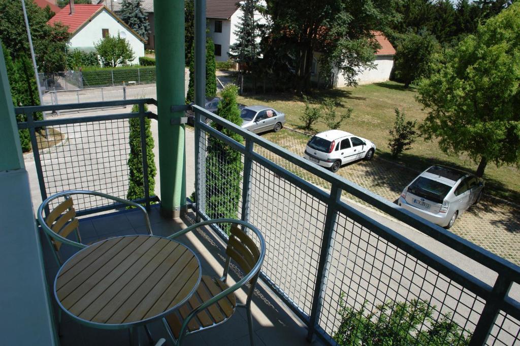 HoldLux Apartmanok Sárvár Oda fotoğraf